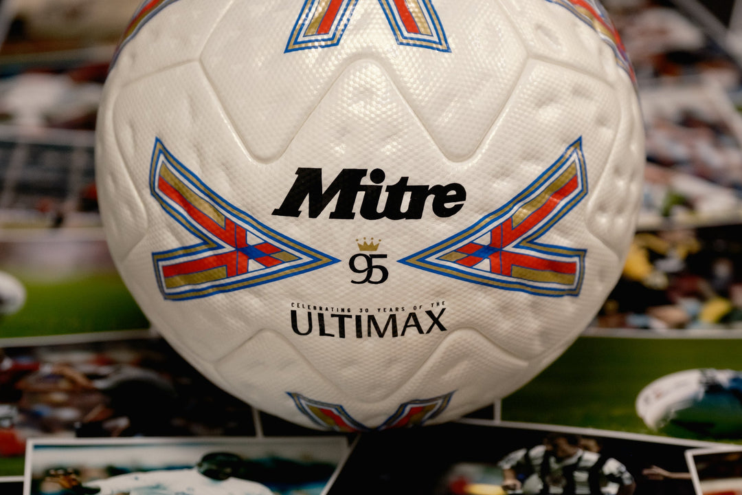 Mitre Ultimax: 30 Year Anniversary Limited Edition Football
